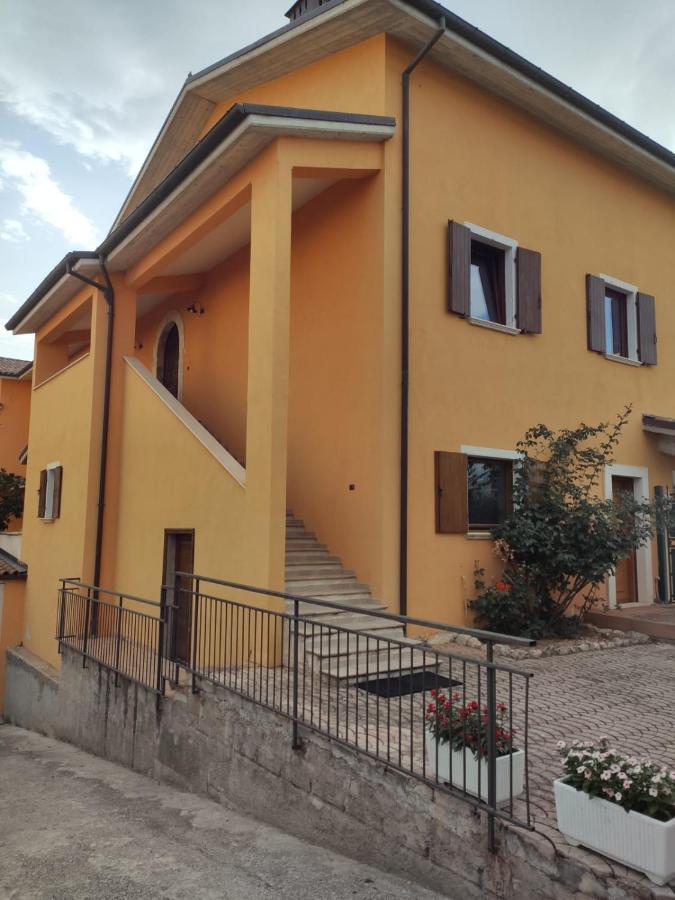 B&B Al Solito Posto L'Aquila Bagian luar foto
