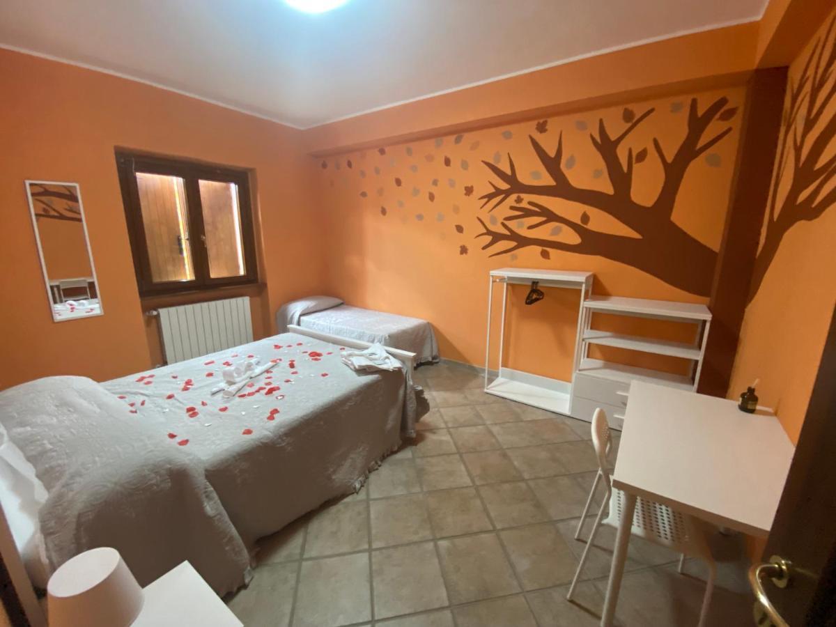 B&B Al Solito Posto L'Aquila Bagian luar foto